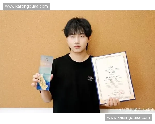 苏可可LOL成长之路揭秘 从青涩新秀到电竞明星的逆袭历程